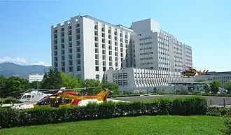 Ancien héliport du CHU de Grenoble avec ses EC135 et EC145.