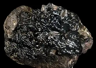 Variété botryoïdale (en forme de grappe de raisin) - Mine du Rancié, Ariège, France (9×6,5&nbsp;cm)