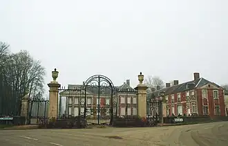 Chateau d'Hénencourt