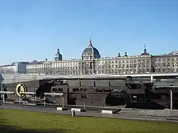 Hôtel Dieu façade sur le Rhône