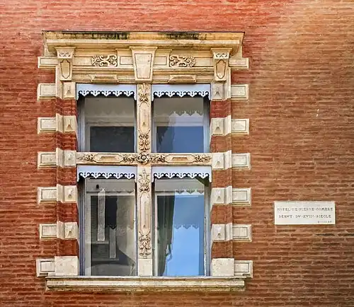 no&nbsp;3 : fenêtre de l'hôtel de Pierre Comère.