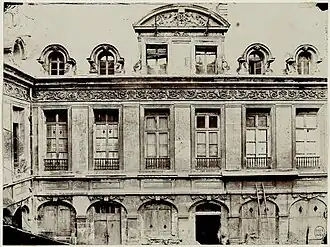 L'hôtel d'Effiat avant sa démolition en 1888.