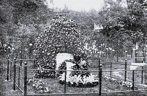 Ici reposent les soldats français décédés de leurs blessures au lazaret de Lübeck.