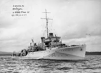 illustration de HMS Halcyon (J42)