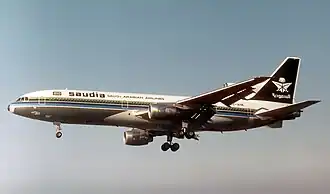 HZ-AHK, le Lockheed L-1011 TriStar de Saudia impliqué dans l'accident, ici à l'aéroport de Londres-Heathrow en septembre 1979.