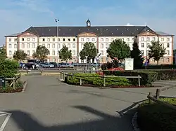 Ancien hôpital militaire (XVIIIe et XIXe&nbsp;siècles).