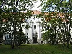 L'ancien hôpital pour enfants au coin des rues Põllu et Laste