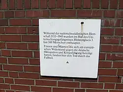 Plaque commémorative à l'arrière de la maison d'arrêt Holstenglacis à Hambourg, Allemagne. Résistance européenne - exécutions