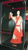 Costume brodé de Wang Shi épouse de Jing Di (Liu Qi) empereur Han de l'Ouest. Mausolée, 126 av.n.è., de Han Yang Ling. Xianyang, Xi'an.