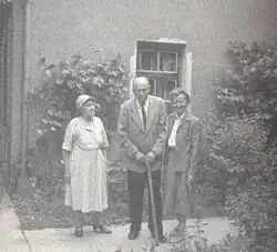 Photo de groupe des trois botanistes.