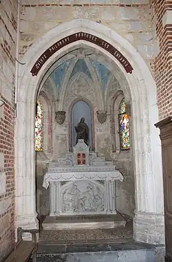 La chapelle Sainte-Philomène à l'intérieur de l'église.