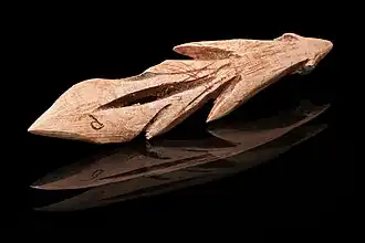 Harpon Azilien en os (12&nbsp;500-9&nbsp;500&nbsp;BP).