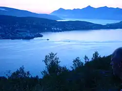 Vue du fjord et de la partie nord de la ville de Harstad