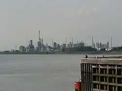 Une raffinerie de pétrole à Anvers