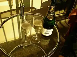 Heidsieck Monopole Premier Cru.