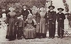 Famille d'Hennebont (début du XXe&nbsp;siècle).