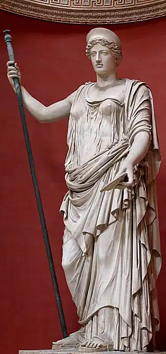Statue d'Héra du type dit d'Héra Barberini. Copie romaine d'un original grec du Ve&nbsp;siècle&nbsp;av. J.-C. Musée Pio-Clementino.
