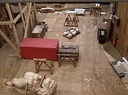 Moulage et fabrication de la figure de proue.