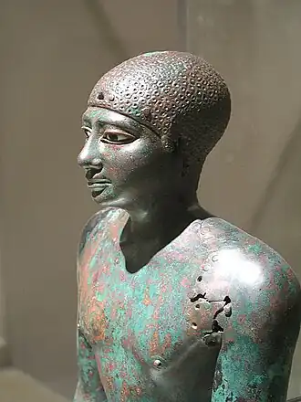 Pépi&nbsp;Ier. VIe dynastie (2350-2200). Cuivre martelé, faïence et pierre. Ancien EmpireMusée du Caire