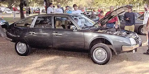 CX en position haute.