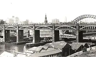 Robert Stephenson, High Level Bridge, 1847 - 1849. Fer forgé.