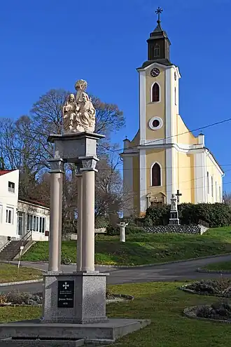 Himesháza