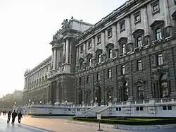 Façade depuis le Burggarten.