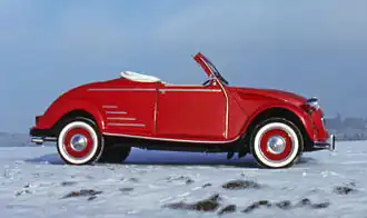 Une 2&nbsp;CV cabrio Hoffmann.
