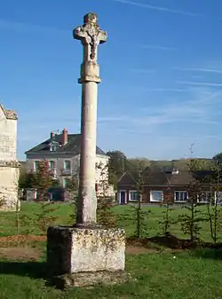 Calvaire, place de l'Église.