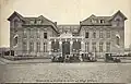Hôpital-école de secours aux blessés militaire, place des peupliers, aujourd'hui place de l'Abbé-Georges-Hénocque
