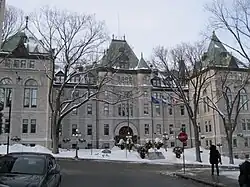 Description de cette image, également commentée ci-après