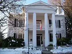 Une maison sur Main Street