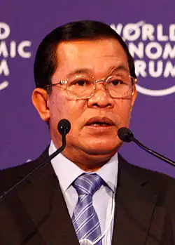 Hun Sen, Président du parti depuis 2015Premier ministre depuis 1985