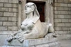 Sphinx devant l'Opéra d'État hongrois, Budapest.