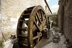 photo d'une roue à aubes