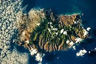 Description de l'image ISS019E014918 Saint Helena Island.jpg.