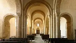 Nef vue de l'abside.