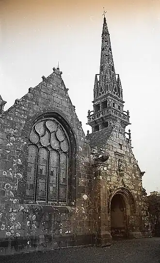 Dirinon : l'église Sainte-Nonne.