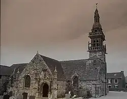 Le Tréhou : l'église paroissiale Sainte-Pitère (XVIIe&nbsp;siècle).