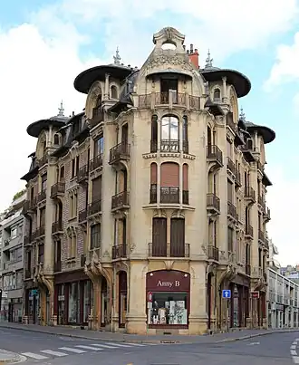 Immeuble Art nouveau dû à Louis Perreau