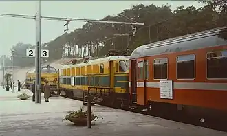 Matériel ferroviaire exposé lors de l'inauguration de la gare en 1979.7