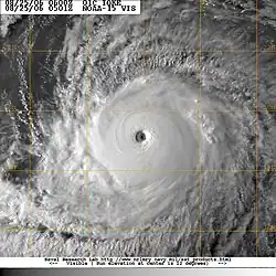 Ouragan Ioke, le 25 août 2006.