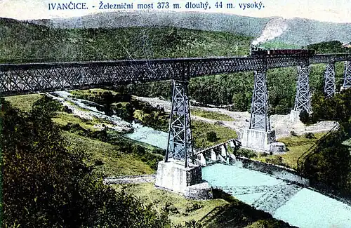 L'ancien viaduc d'Ivančice&nbsp;(cs) sur la  Jihlava (en 1911).