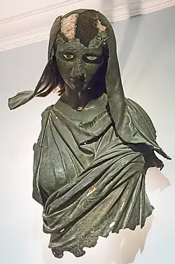 Déméter d'Halicarnasse. Bronze hellénistique découvert en mer Égée au large d'Halicarnasse (Bodrum). IVe&nbsp;siècle&nbsp;av. J.-C.