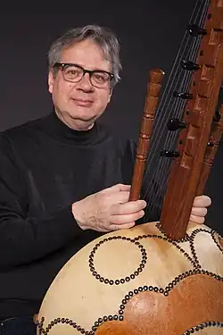 Description de l'image Jacques Burtin kora (Photo Philippe Vermes).jpg.