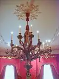 Chandelier à 12 lumières (1751)