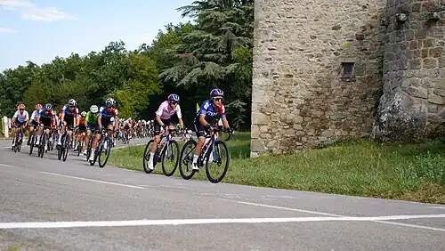 Passage au col du Tour féminin de l'Ardèche 2023.