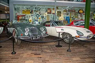 Jaguar XK150 et Jaguar Type E