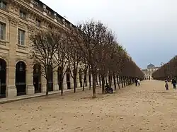 Description de cette image, également commentée ci-après