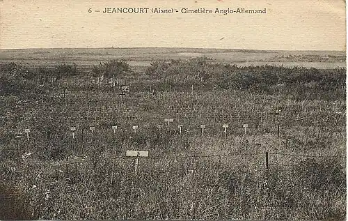 Le cimetière militaire provisoire vers 1920.